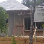 Diduga Tanpa Izin, Sebuah Bangunan Berdiri di Lahan Fasos-Fasum Perumahan Permata Buana